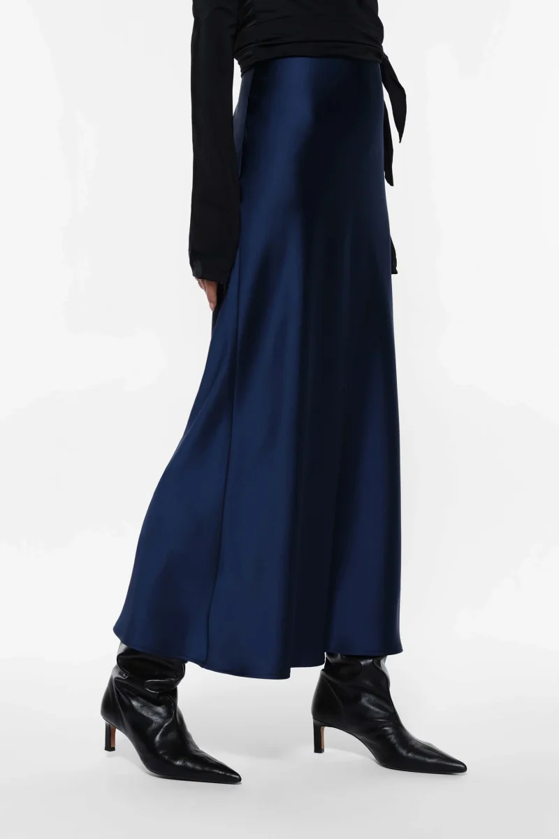 GONNA LUNGA CON TAGLIO FLUENTE IMPERIAL - immagine 4