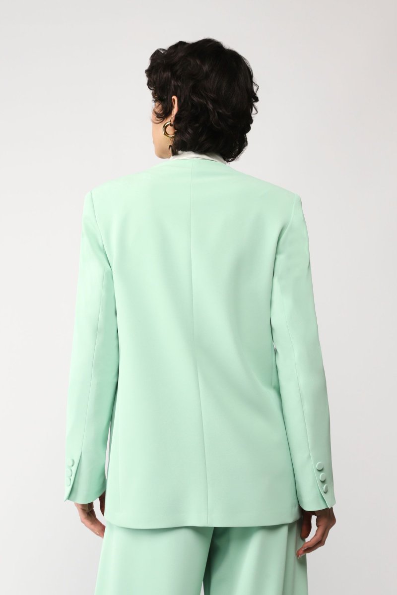 Giacca senza revers monocolour con chiusura con ganci - immagine 3