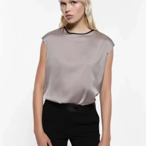 TOP SENZA MANICHE CON SCOLLATURA ROTONDA IMPERIAL