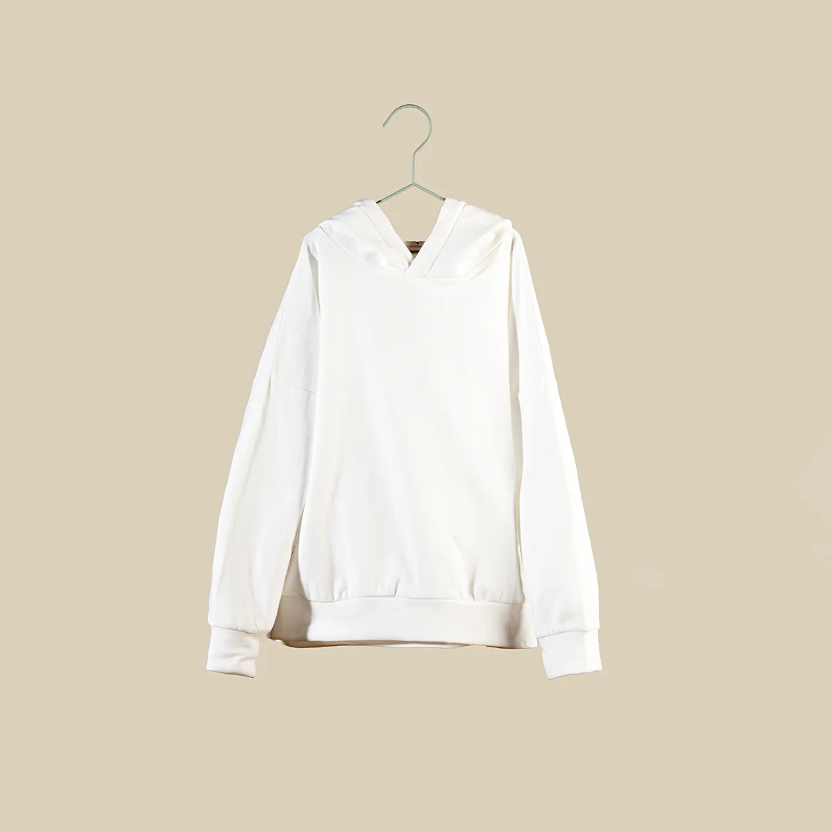 Felpa bianca con logo sul cappuccio