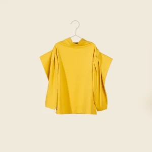 Maglia in jersey giallo sole con collo morbido