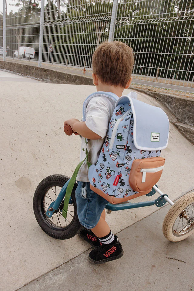 Zaino azzurro pastello squadrato in poliestere riciclato - immagine 8