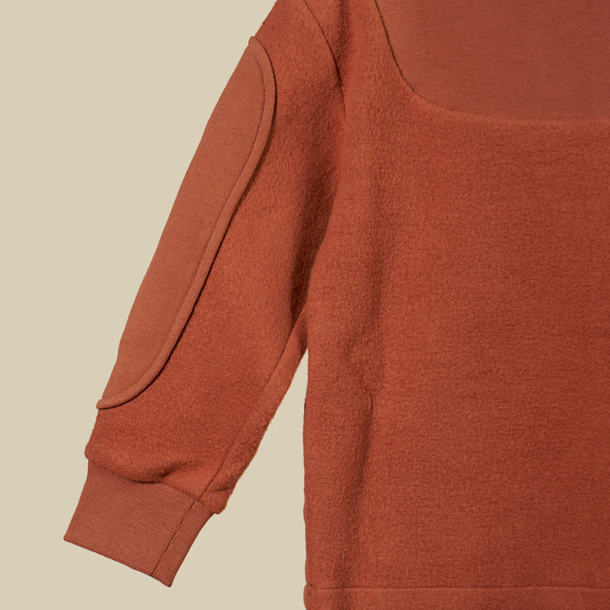 Felpa doppiata con toppe color coccio - immagine 5