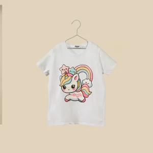 T-shirt bianca con unicorno