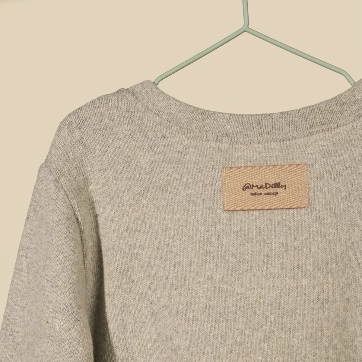 Vestino in caldo cotone grigio con paillettes - immagine 6