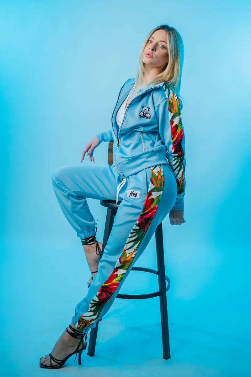 FELPA CELEBRITY AZZURRA - immagine 4