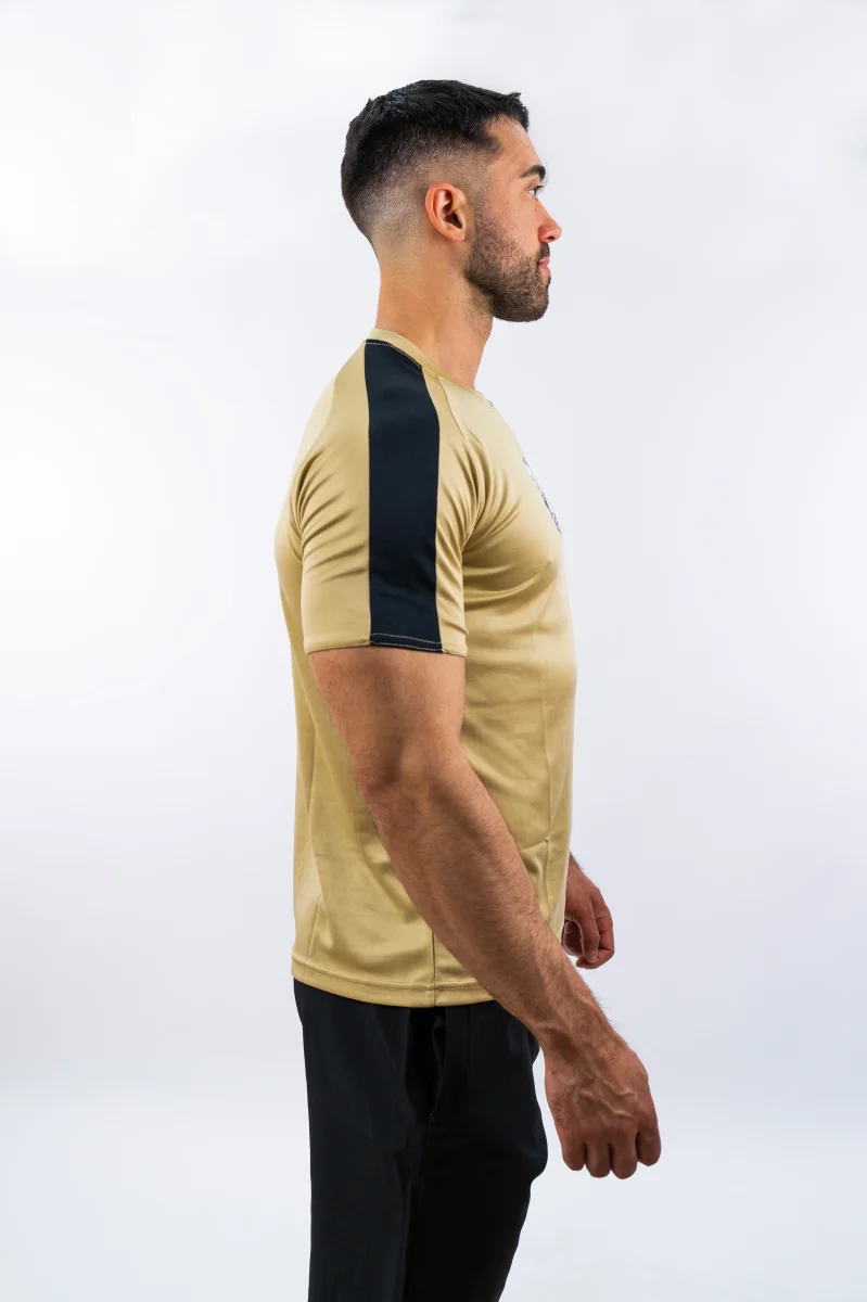 T-SHIRT PERFORMANCE ORO - immagine 3