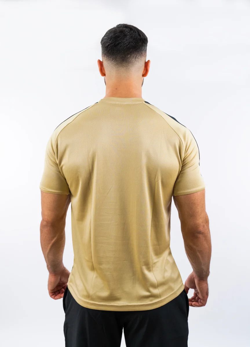 T-SHIRT PERFORMANCE ORO - immagine 4