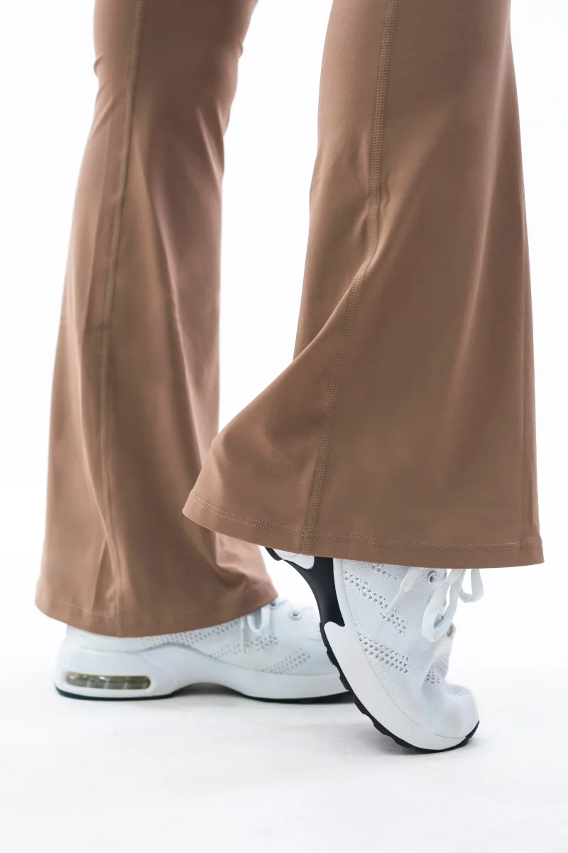 LEGGINGS A ZAMPA DI ELEFANTE AURA TERRA - immagine 9