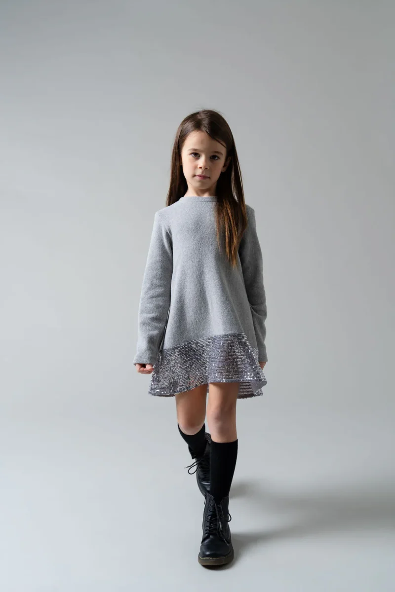 Vestino in caldo cotone grigio con paillettes - immagine 3