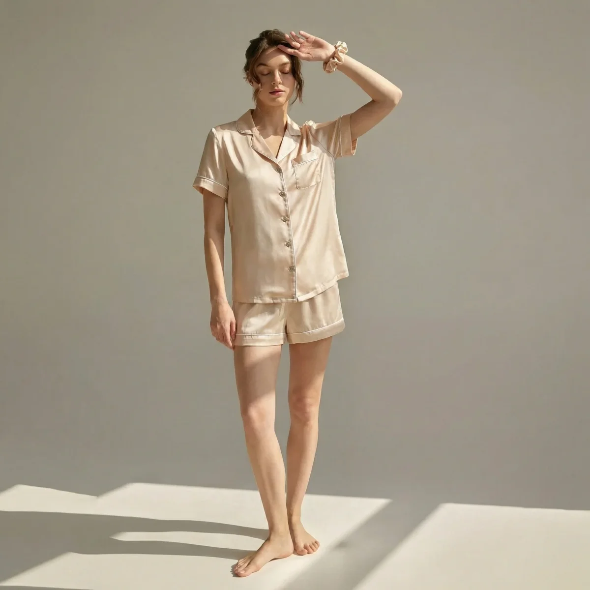 Pigiama corto da donna 100% seta di gelso | La Parisienne - immagine 4