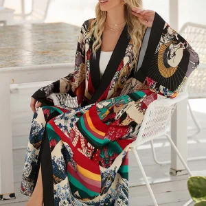 Kimono Chic e ispirazione africana bohémien. La Parisienne