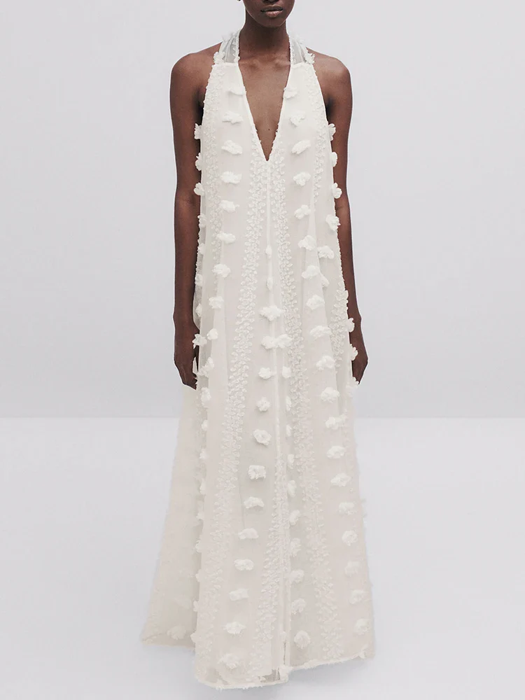 Elegante abito lungo con ricamo | La Parisienne