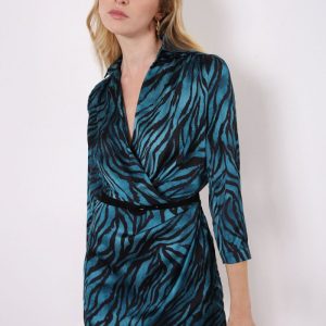 MINIABITO ANIMALIER CON CINTURA E SPACCO INCROCIATO