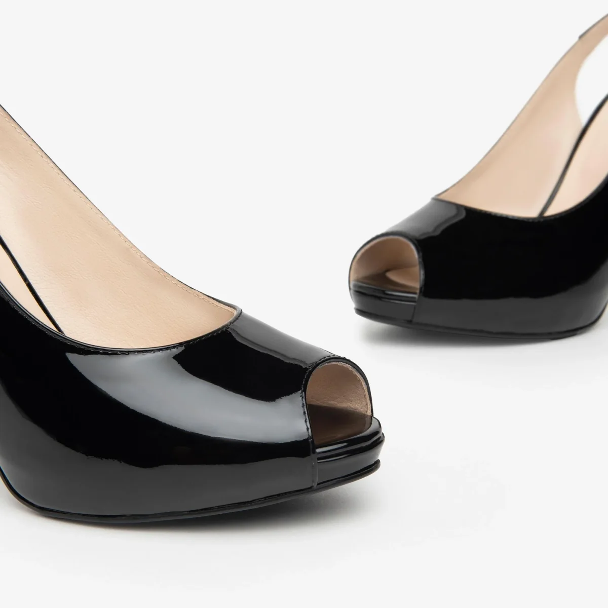 Chanel Spuntato Vernice Nero Premium Collection - immagine 3