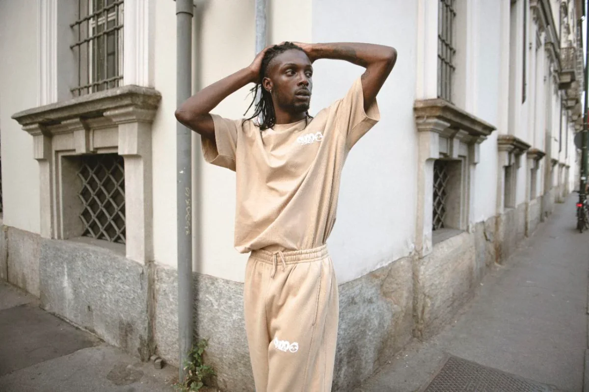 T SHIRT BEIGE BRADIPO GRAFFITI SPRAY - immagine 8